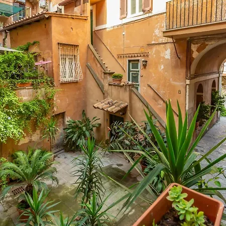 Al Cortile Del Moro Διαμέρισμα *